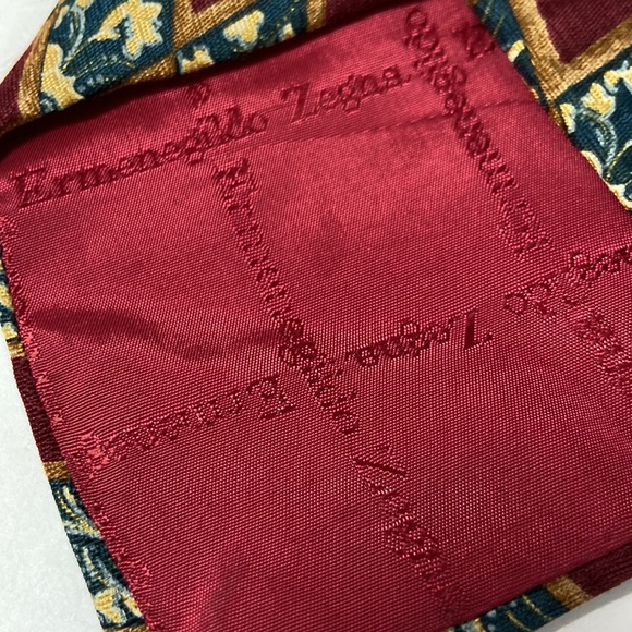 Ermenegildo Zegna Silk Tie - Picture 5 of 9